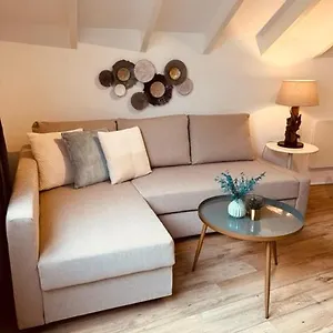 Appartement House, Zandvoort
